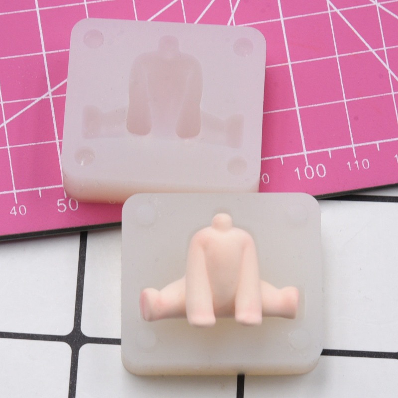 Diy Q - Q-Version Cartoon-Puppe mit offenem Bein, Silikonform